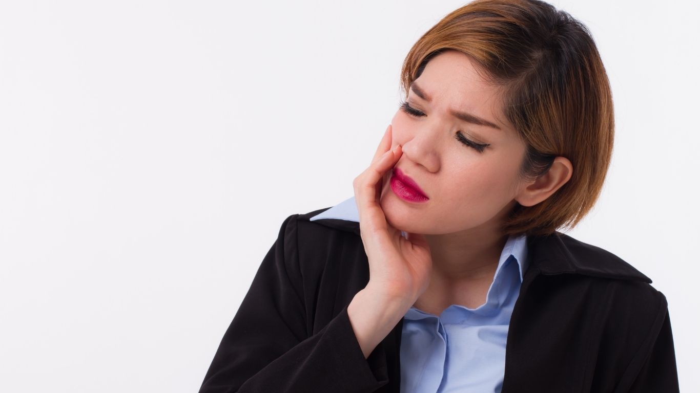 why does wisdom teeth cause bad breath
