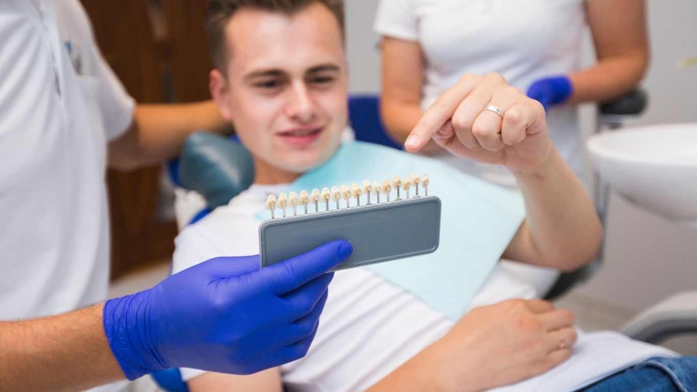 does dental insurance cover veneers